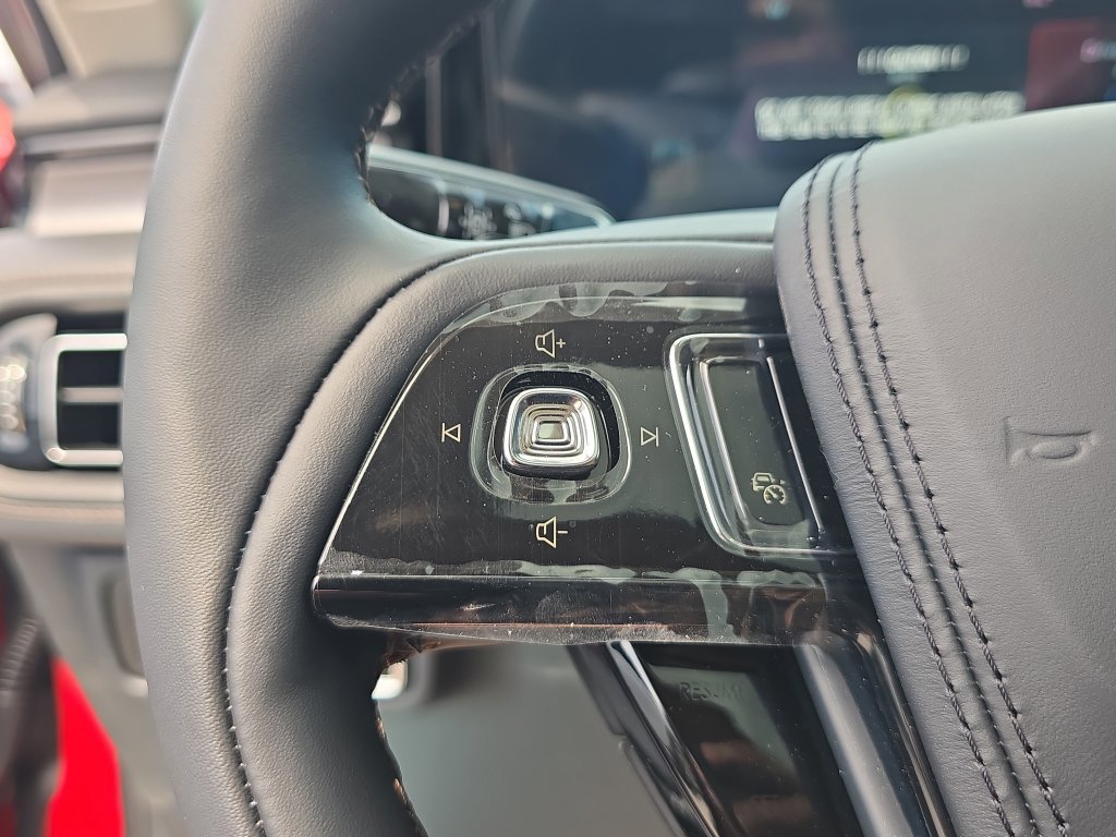 New 2026 Lincoln Aviator 2WD w/ Jet Appearance Package image 22