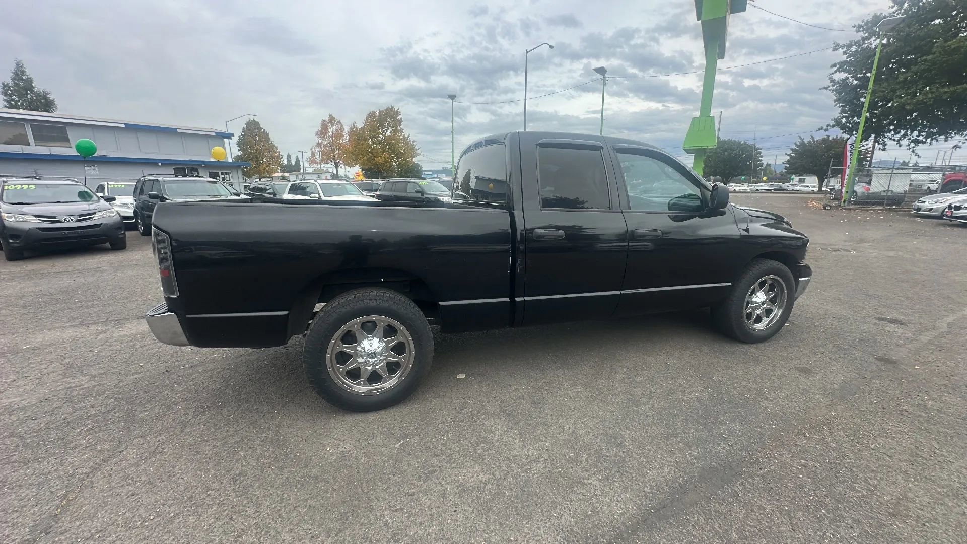Used 2004 Dodge Ram 1500 Truck SLT image 3