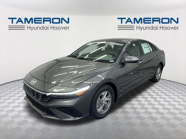 New 2026 Hyundai Elantra SE