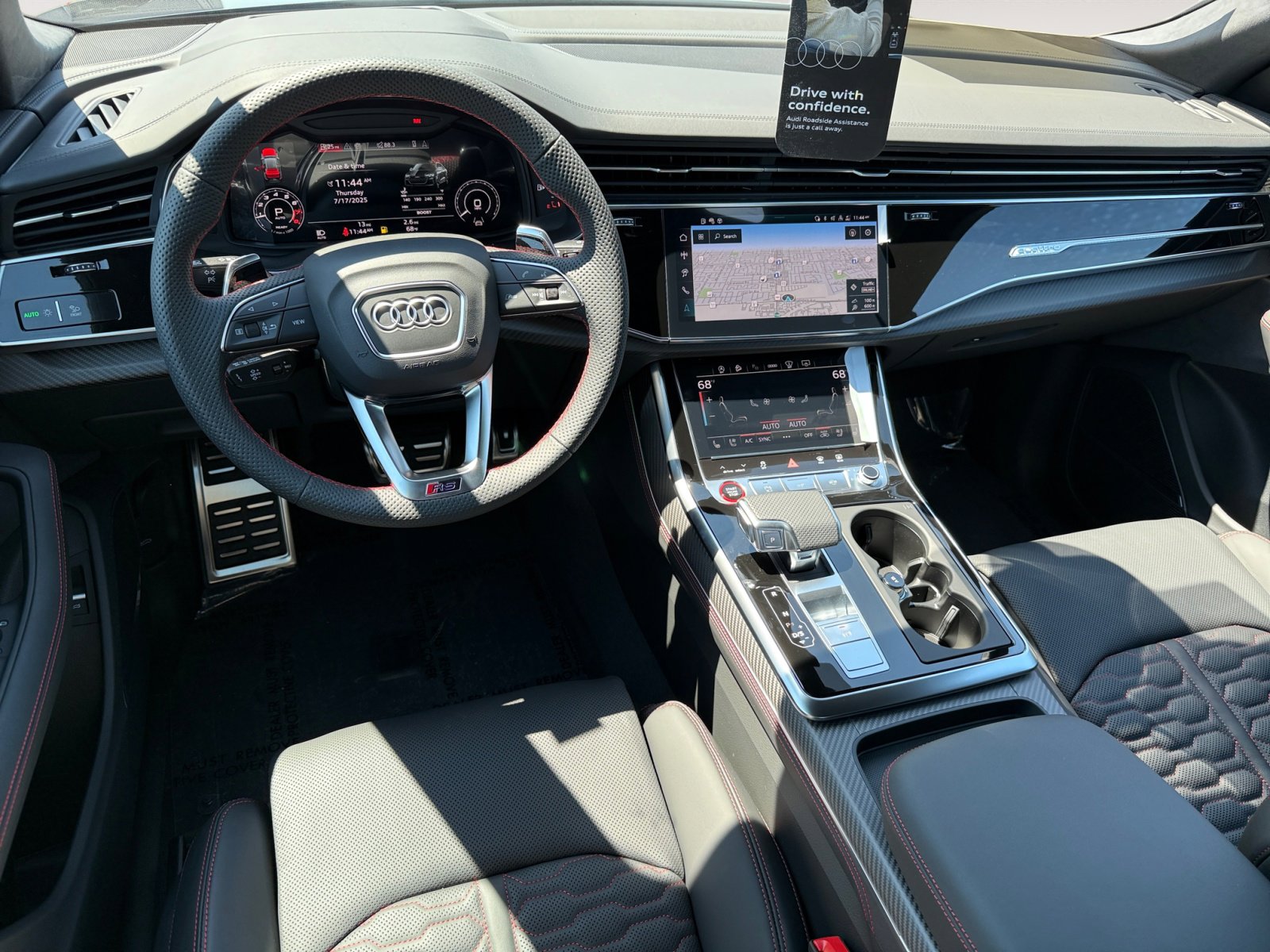 New 2025 Audi RS Q8 performance image 15