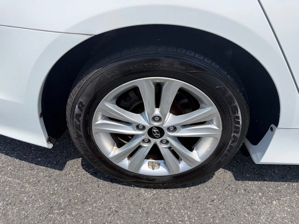 Used 2014 Hyundai Sonata GLS w/ Popular Equipment Group 2 FWD image 13
