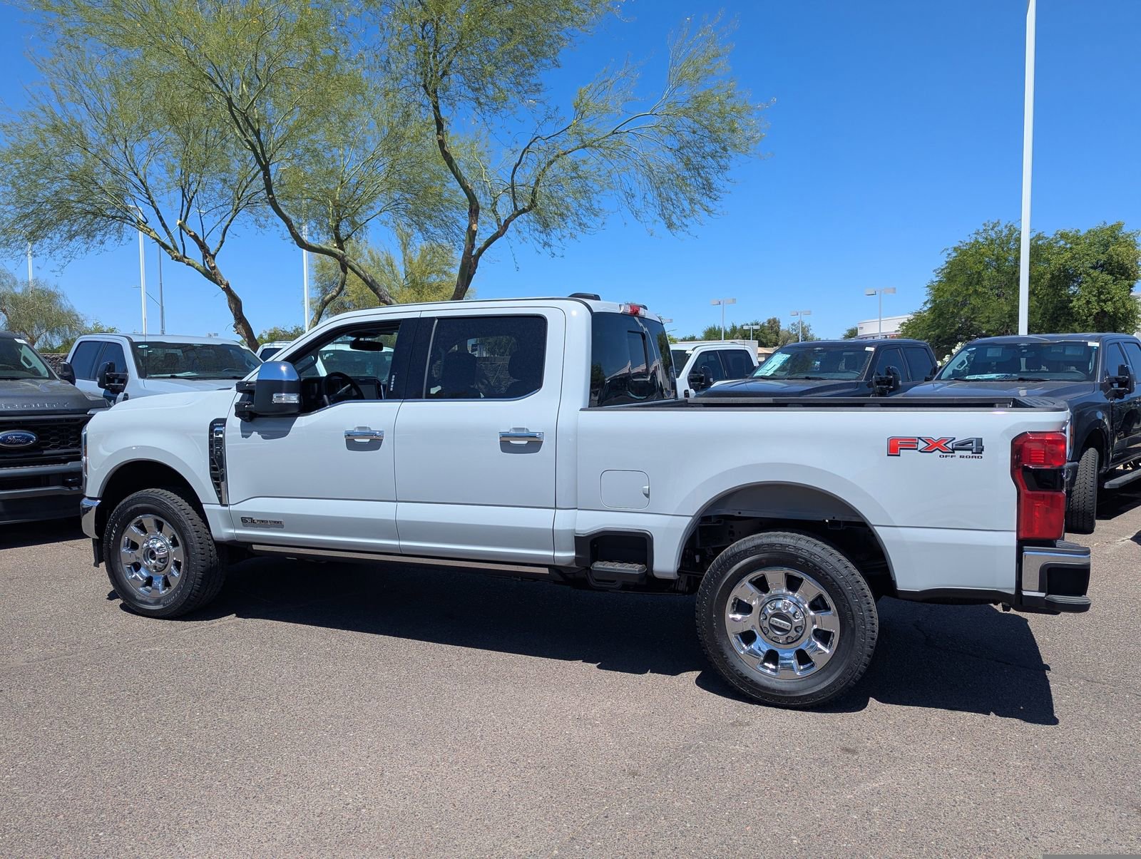 New 2026 Ford F250 Lariat w/ Lariat Ultimate Package AWD/4WD image 32