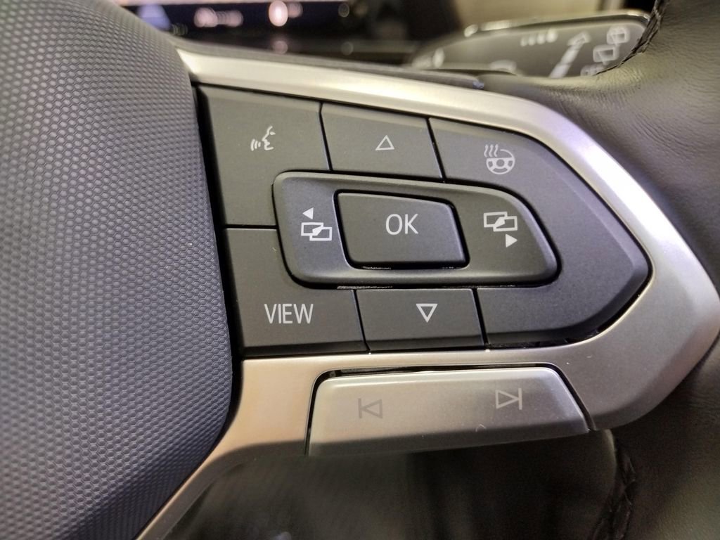 New 2026 Volkswagen Atlas SEL Premium R-Line image 33