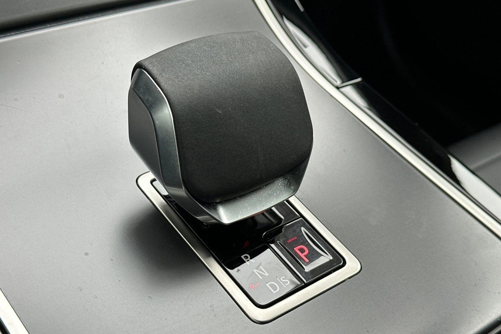 Used 2026 Land Rover Range Rover Velar S image 20