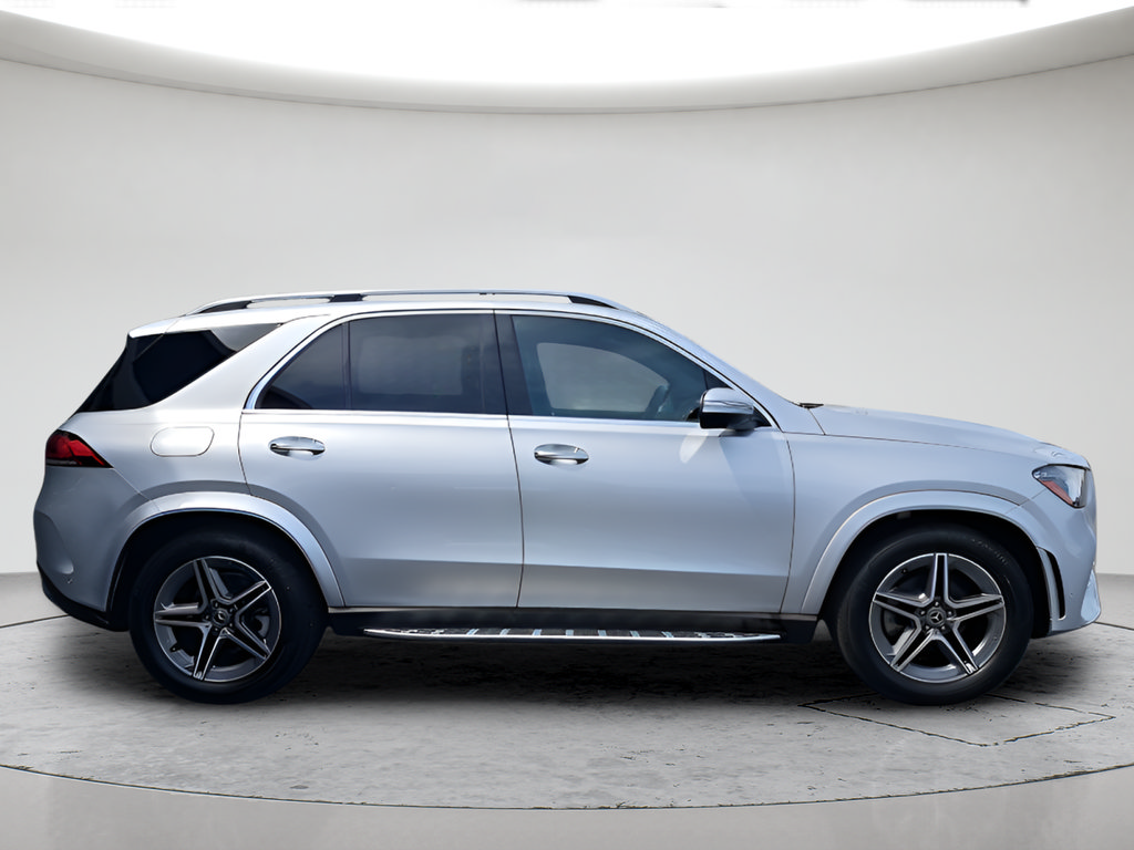 Used 2021 Mercedes-Benz GLE 350 4MATIC image 2