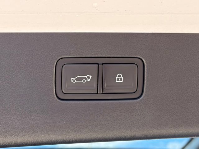 Used 2026 Hyundai Ioniq 9 Limited AWD/4WD image 24