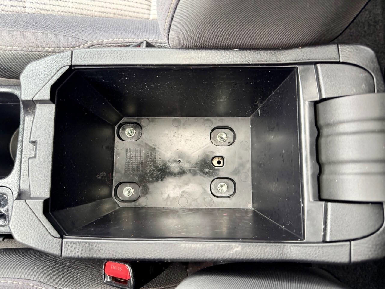 Used 2014 Toyota RAV4 XLE AWD/4WD image 81