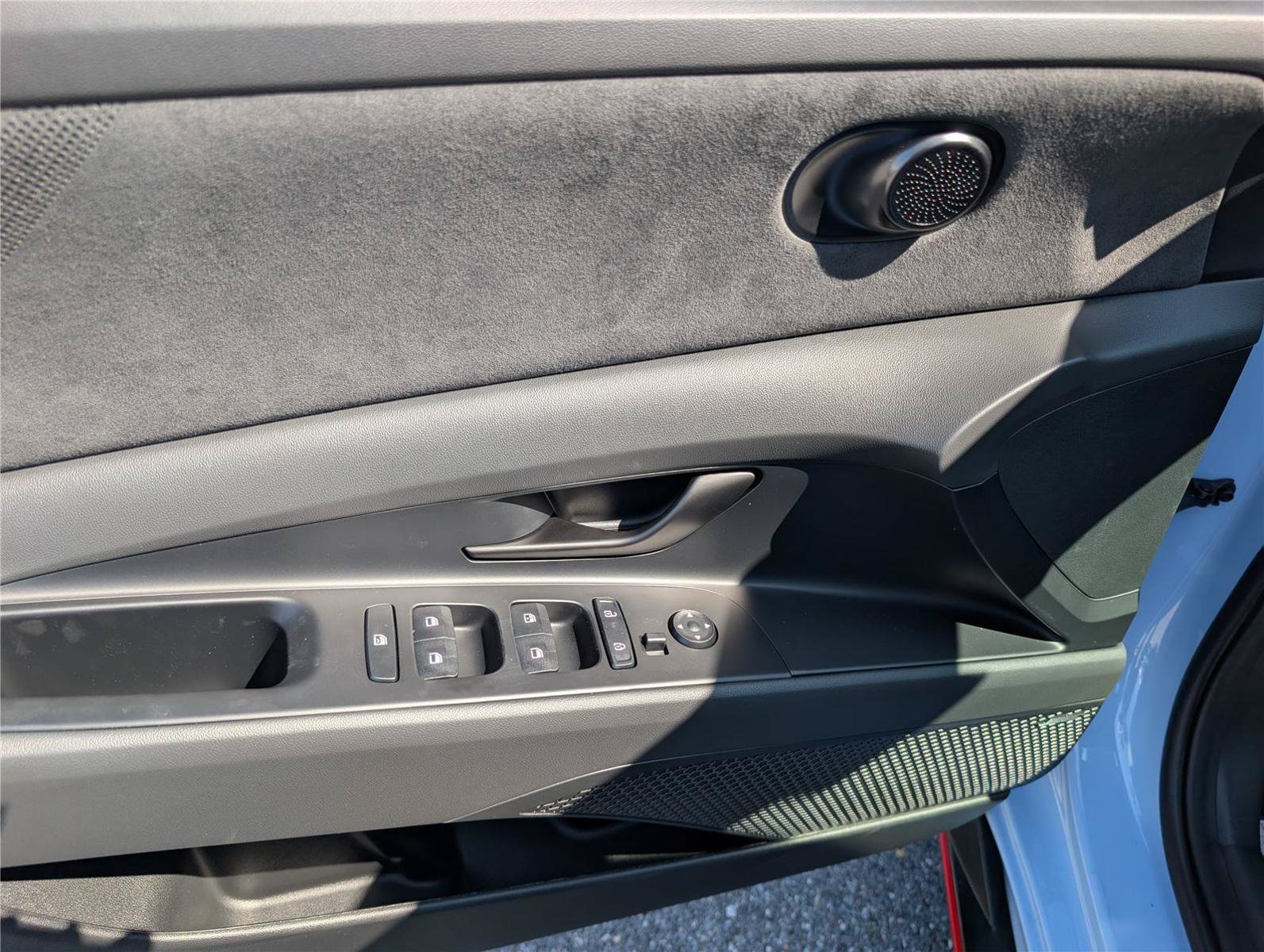 New 2026 Hyundai Elantra N FWD image 15