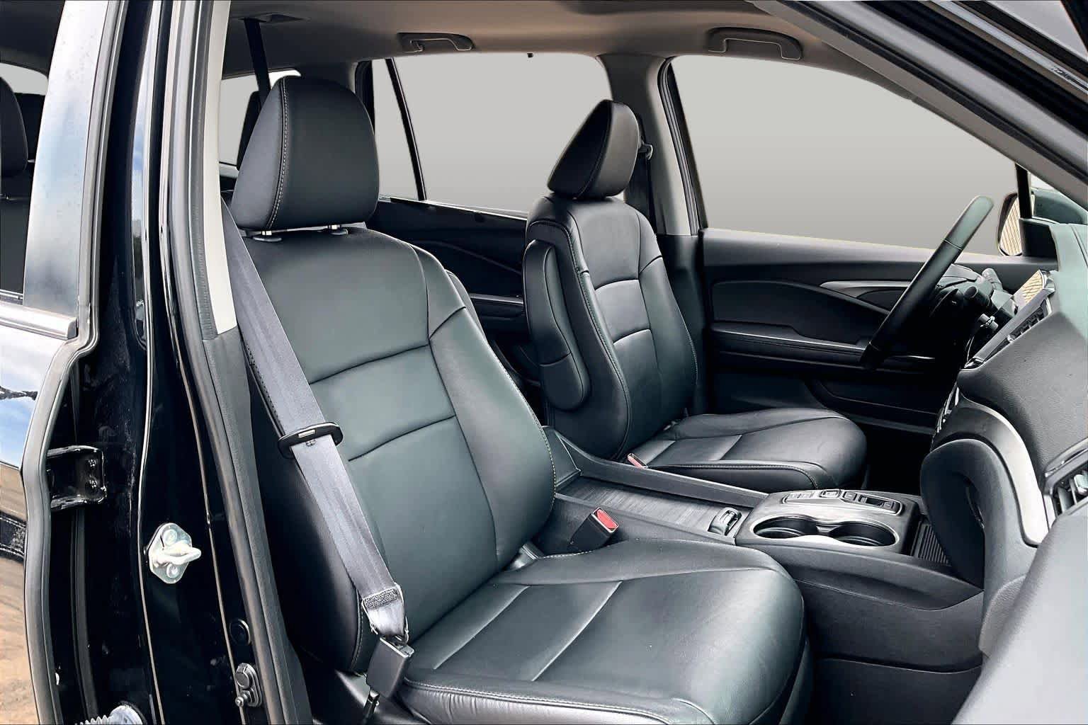 Used 2021 Honda Pilot Special Edition image 9