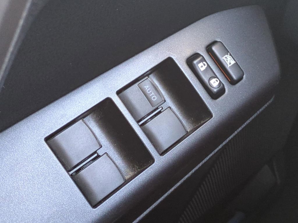 Used 2016 Toyota RAV4 XLE w/ Convenience Package image 23