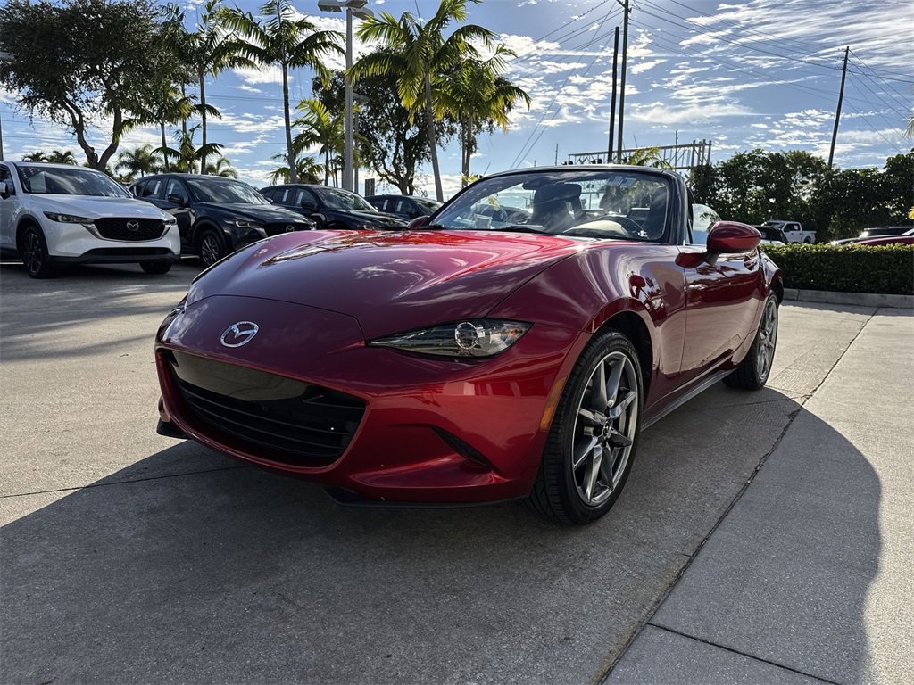 Used 2022 MAZDA MX-5 Miata Grand Touring w/ Weather Package image 32