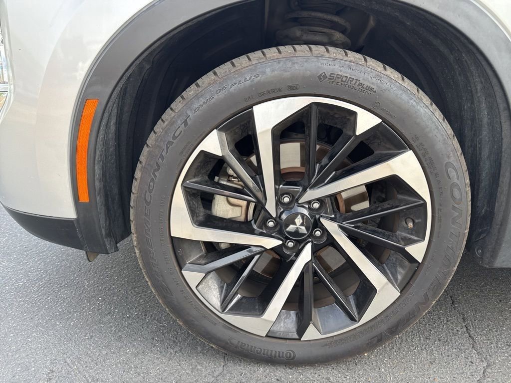 Used 2022 Mitsubishi Outlander SE image 8