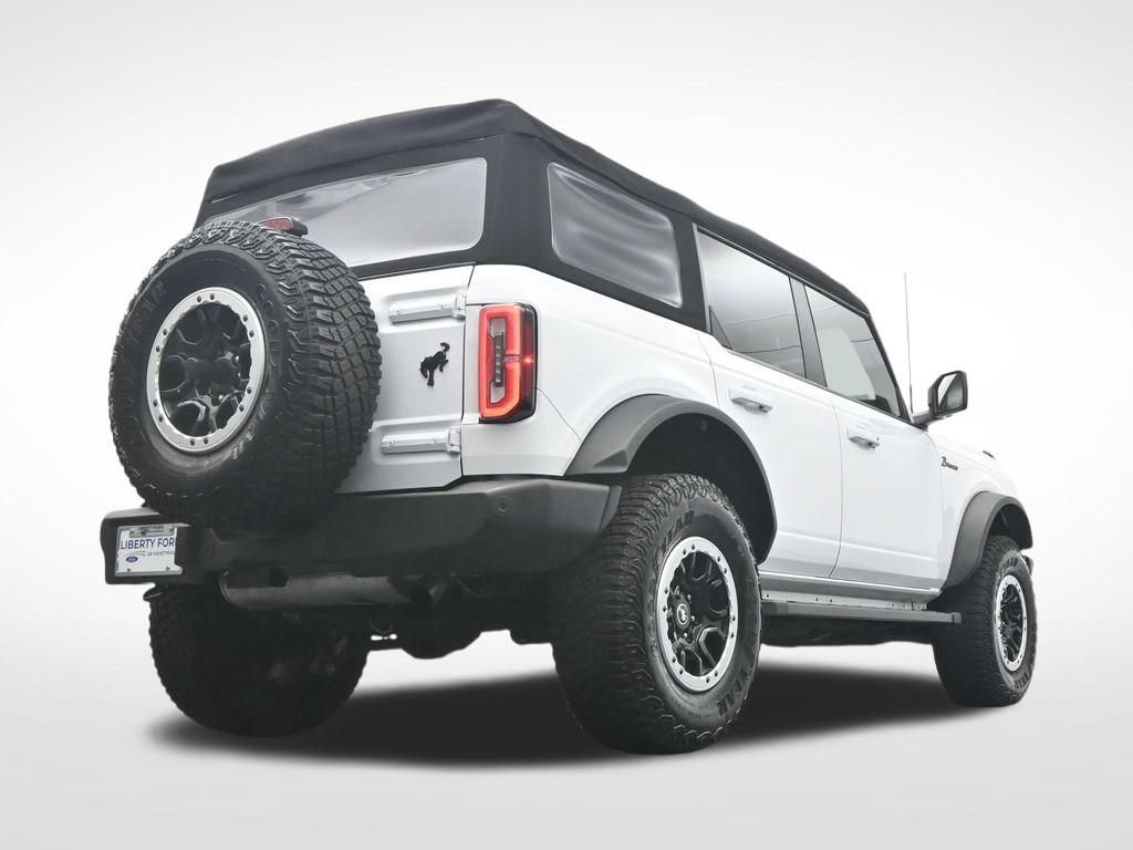 Used 2024 Ford Bronco Outer Banks w/ Sasquatch Package AWD/4WD image 37