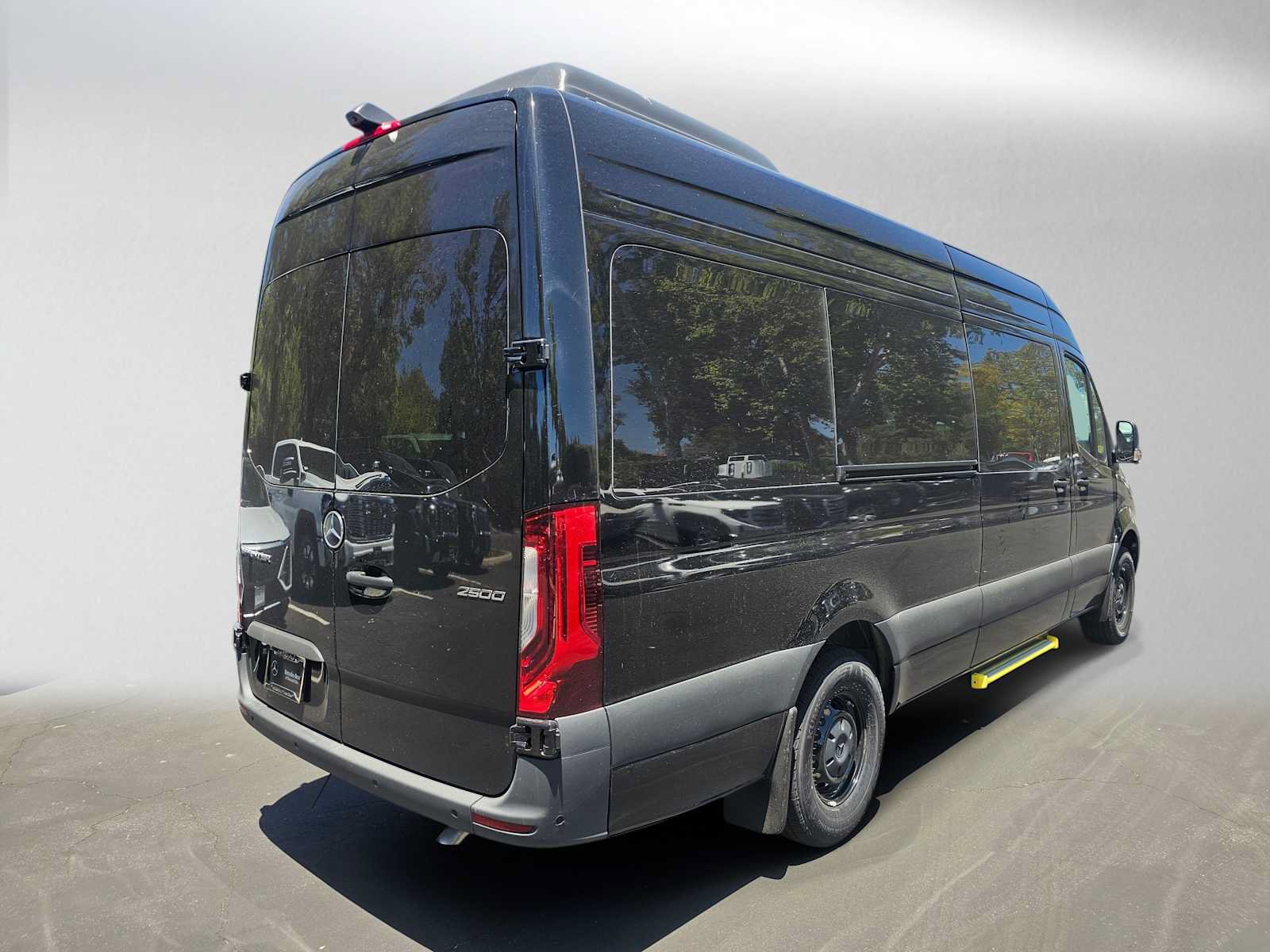 New 2026 Mercedes-Benz Sprinter 2500 image 3