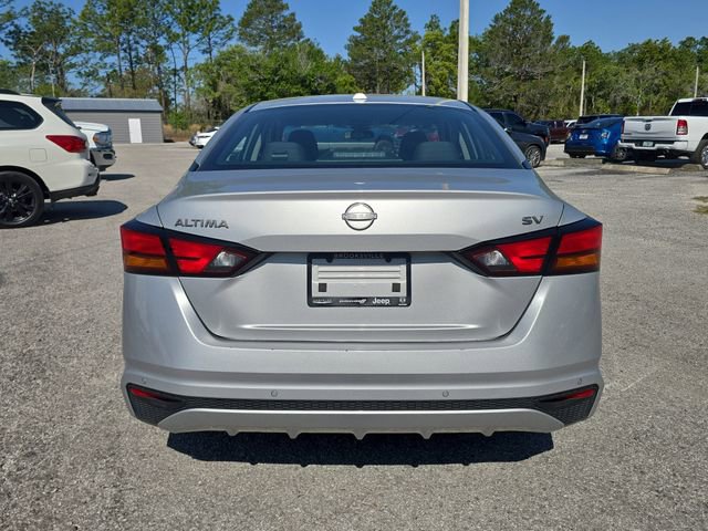 Used 2024 Nissan Altima 2.5 SV image 5