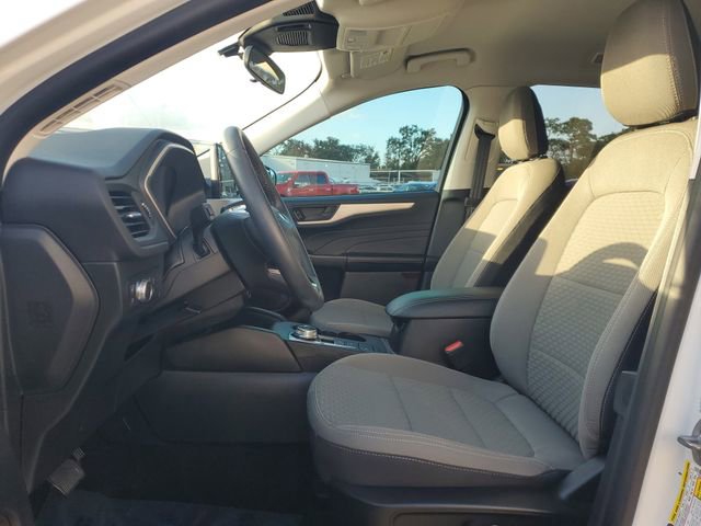 Certified 2022 Ford Escape SE w/ SE Sport Appearance Package image 15