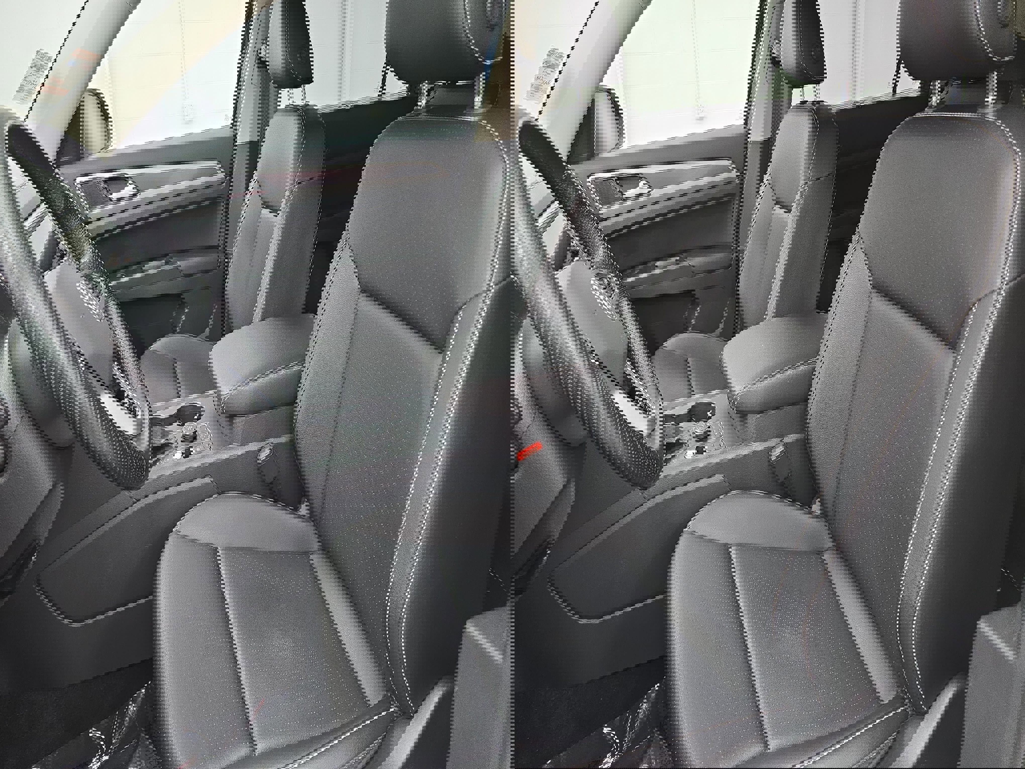 Used 2021 Volkswagen Atlas SE image 16