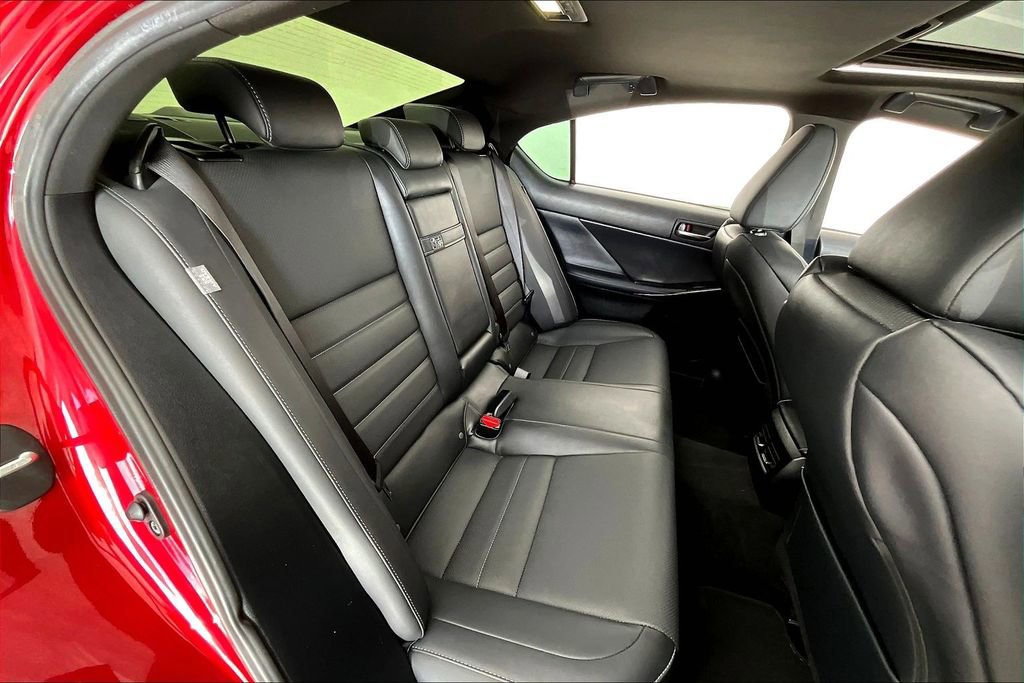 Used 2022 Lexus IS 350 F Sport image 34
