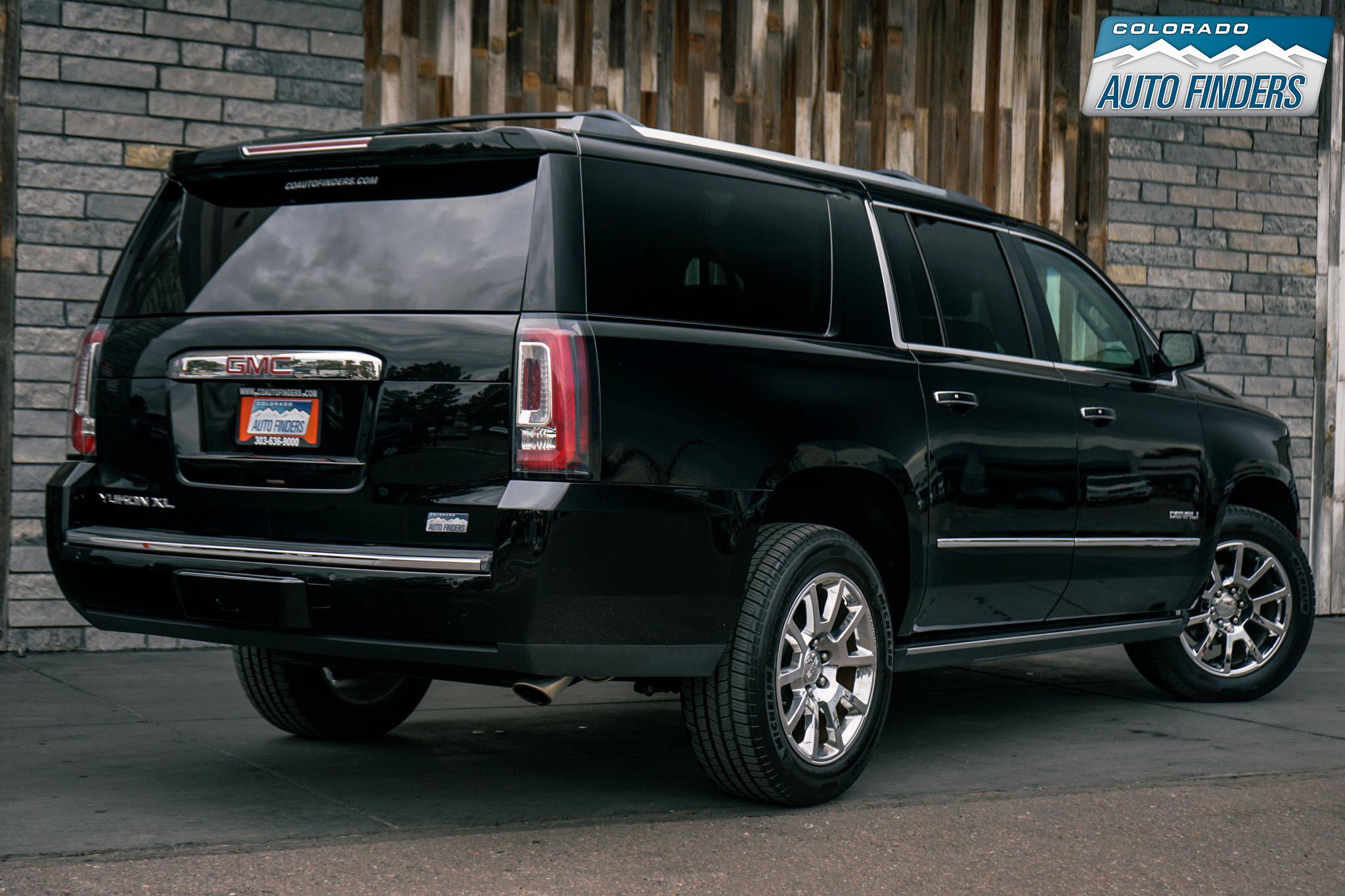 Used 2017 GMC Yukon XL Denali w/ Open Road Package AWD/4WD image 6