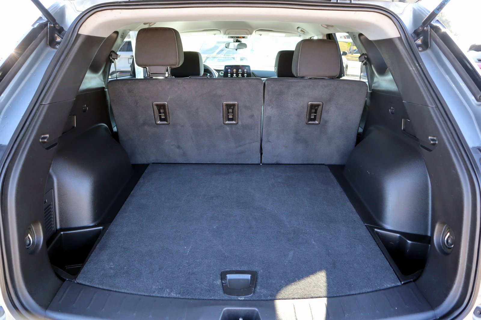 Used 2025 Chevrolet Blazer LT image 14