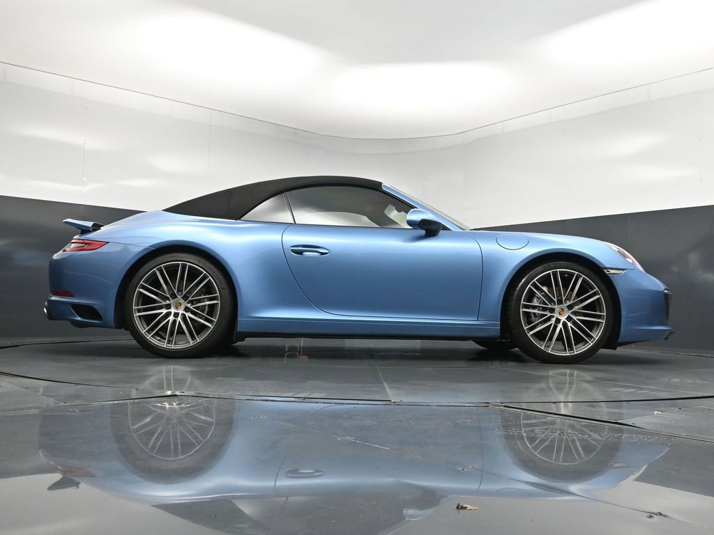 Certified 2019 Porsche 911 Carrera RWD image 28