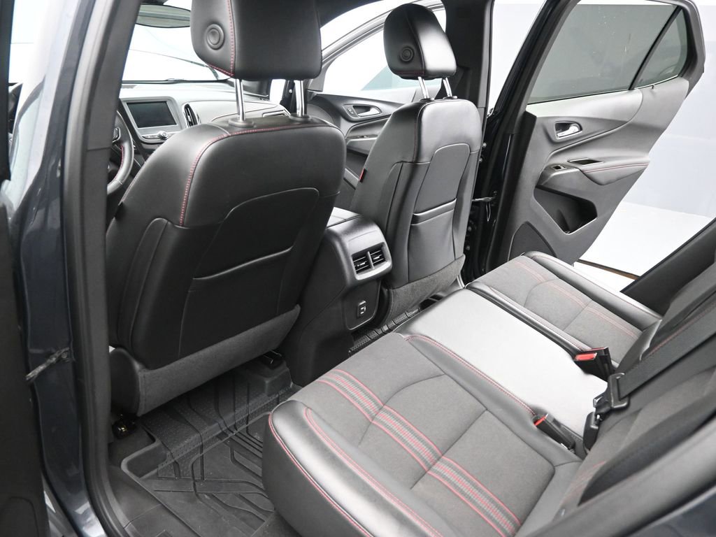 Used 2023 Chevrolet Equinox RS image 16