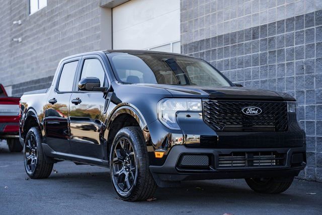 New 2025 Ford Maverick XLT w/ XLT Luxury Package image 2