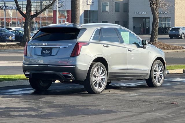 Used 2025 Cadillac XT5 Premium Luxury image 4