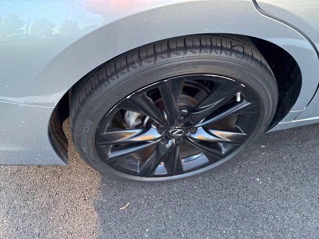 Used 2023 Lexus ES 350 F Sport w/ Accessory Package (Z1) FWD image 9