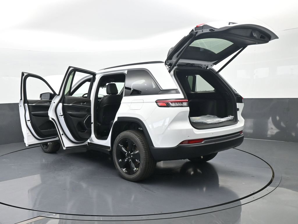 New 2026 Jeep Grand Cherokee Limited w/ Limited Altitude Package RWD image 61