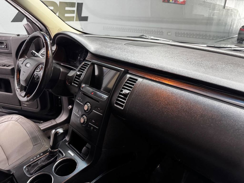 Used 2018 Ford Flex SEL w/ Equipment Group 202A image 56