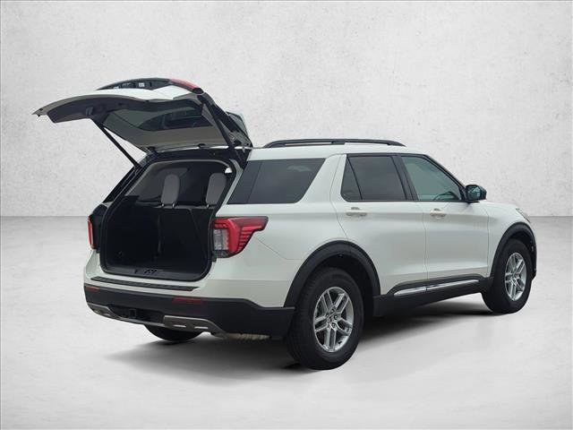 New 2025 Ford Explorer Active w/ Active Comfort Package image 2