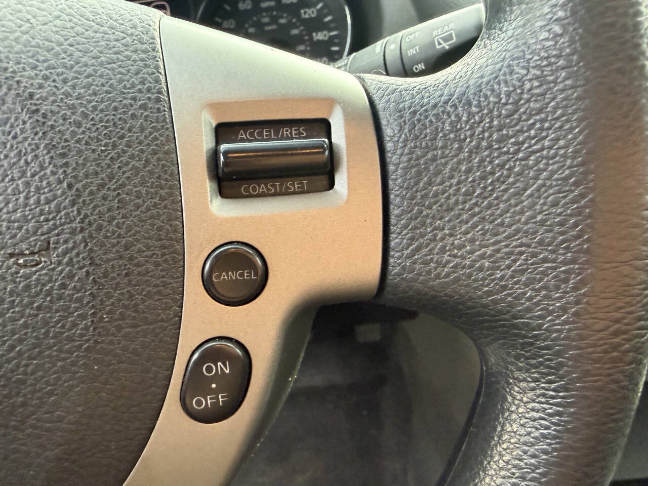 Used 2012 Nissan Rogue SV AWD/4WD image 20
