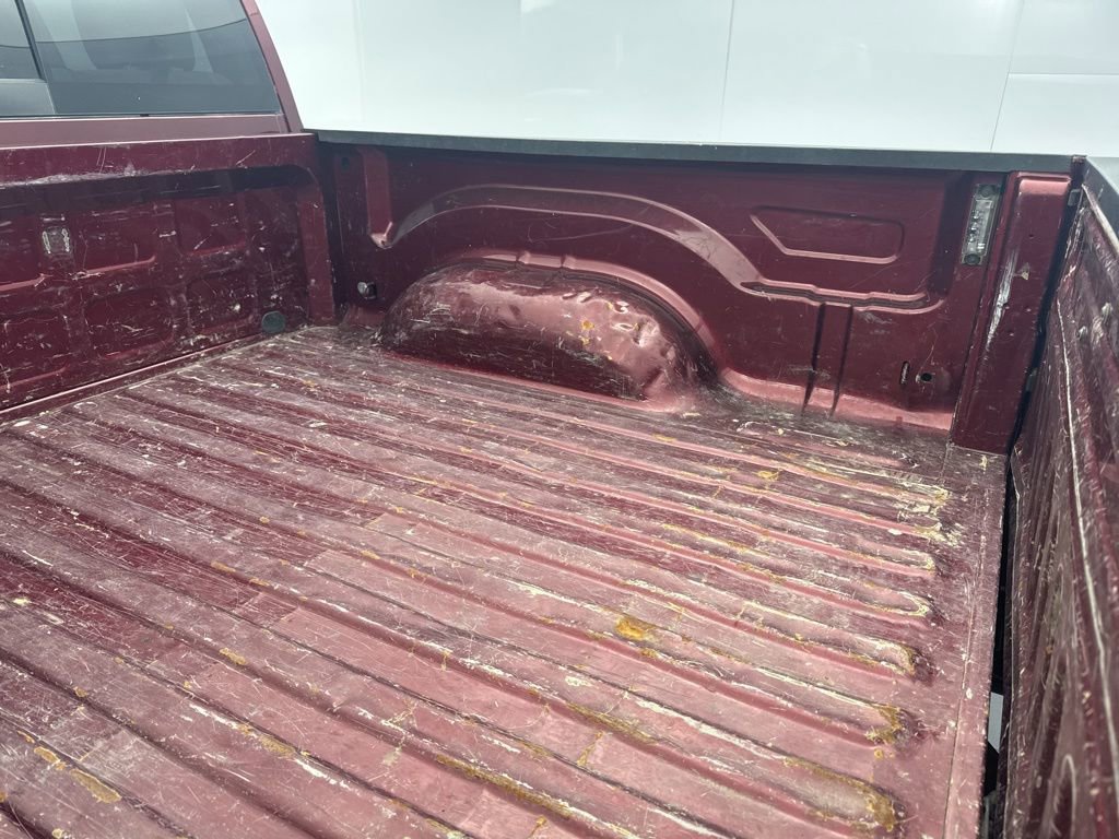 Used 2019 RAM 1500 Classic SLT w/ SLT Plus D￩cor Group AWD/4WD image 37