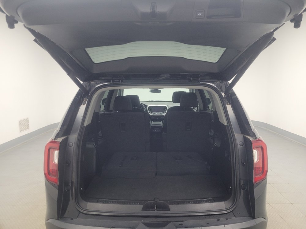 Used 2020 GMC Acadia SLE w/ Driver Convenience Package FWD image 29