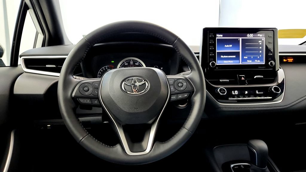 Certified 2021 Toyota Corolla SE w/ SE Premium Package FWD image 21