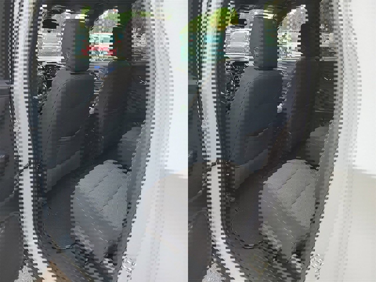 Used 2023 Chevrolet Traverse LT image 10