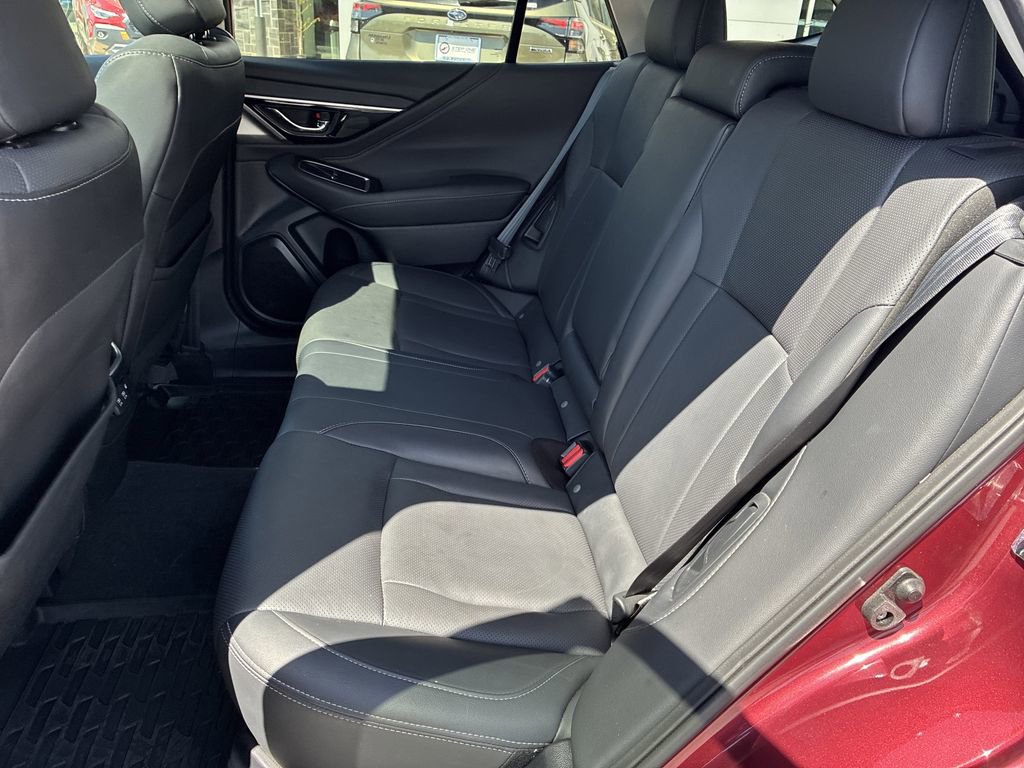 Used 2022 Subaru Outback Limited image 30