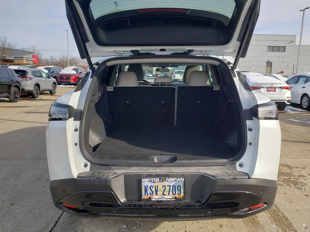Certified 2025 Nissan Murano SV AWD/4WD image 7