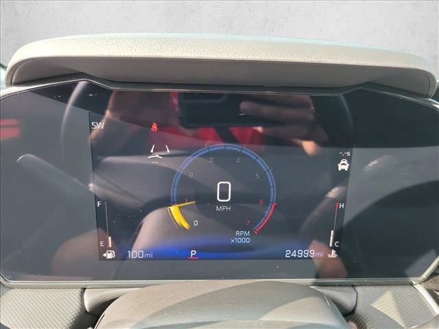 Used 2024 Chevrolet TrailBlazer LT w/ LT Cold Weather Package FWD image 16
