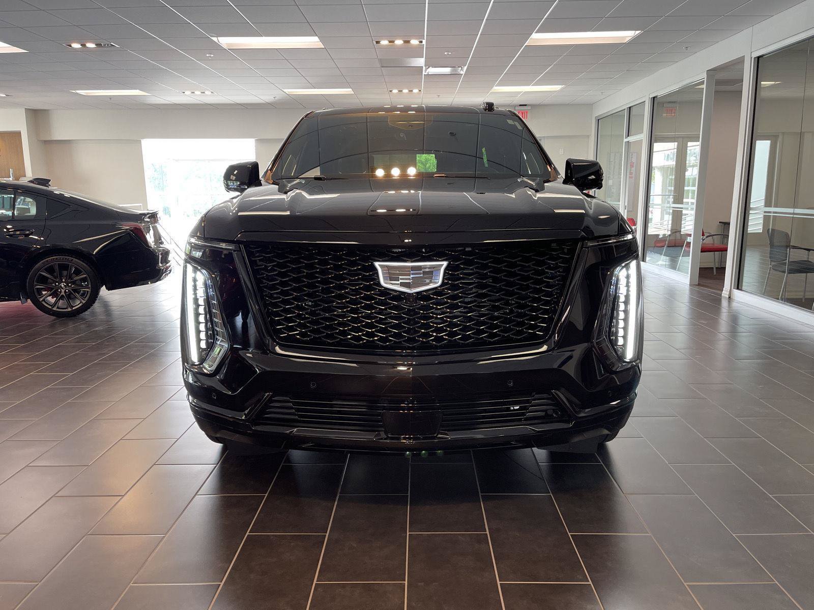 Certified 2026 Cadillac Escalade Platinum Sport w/ LPO, ONYX Package AWD/4WD image 8