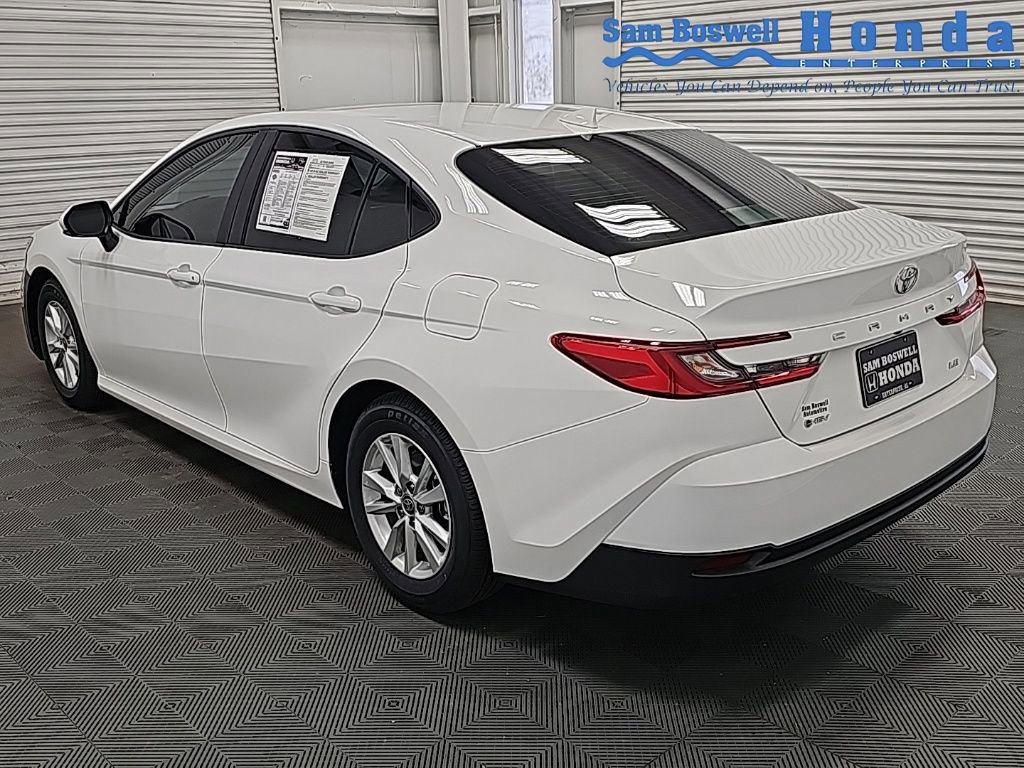 Used 2025 Toyota Camry LE FWD image 1