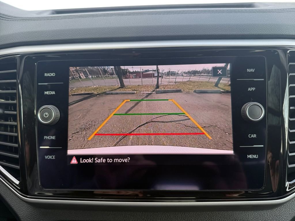 Used 2022 Volkswagen Atlas SEL R-Line image 20