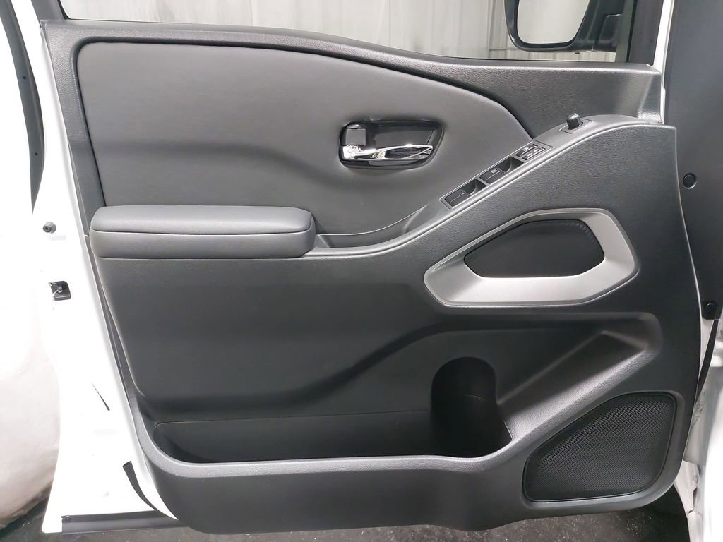 Certified 2024 Nissan Frontier SV w/ Tow Package image 26