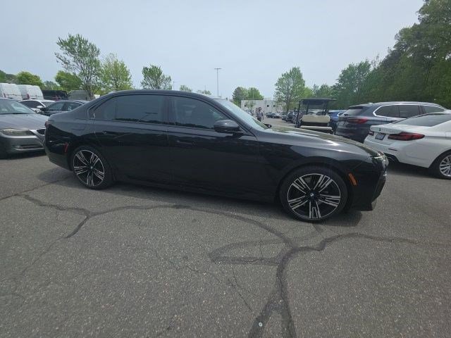 Certified 2025 BMW 750e xDrive image 11