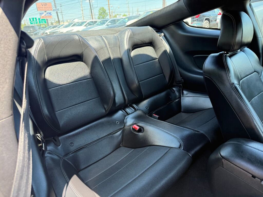 Used 2020 Ford Mustang Premium RWD image 27