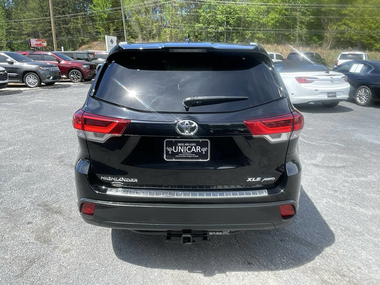 Used 2019 Toyota Highlander XLE AWD/4WD image 6