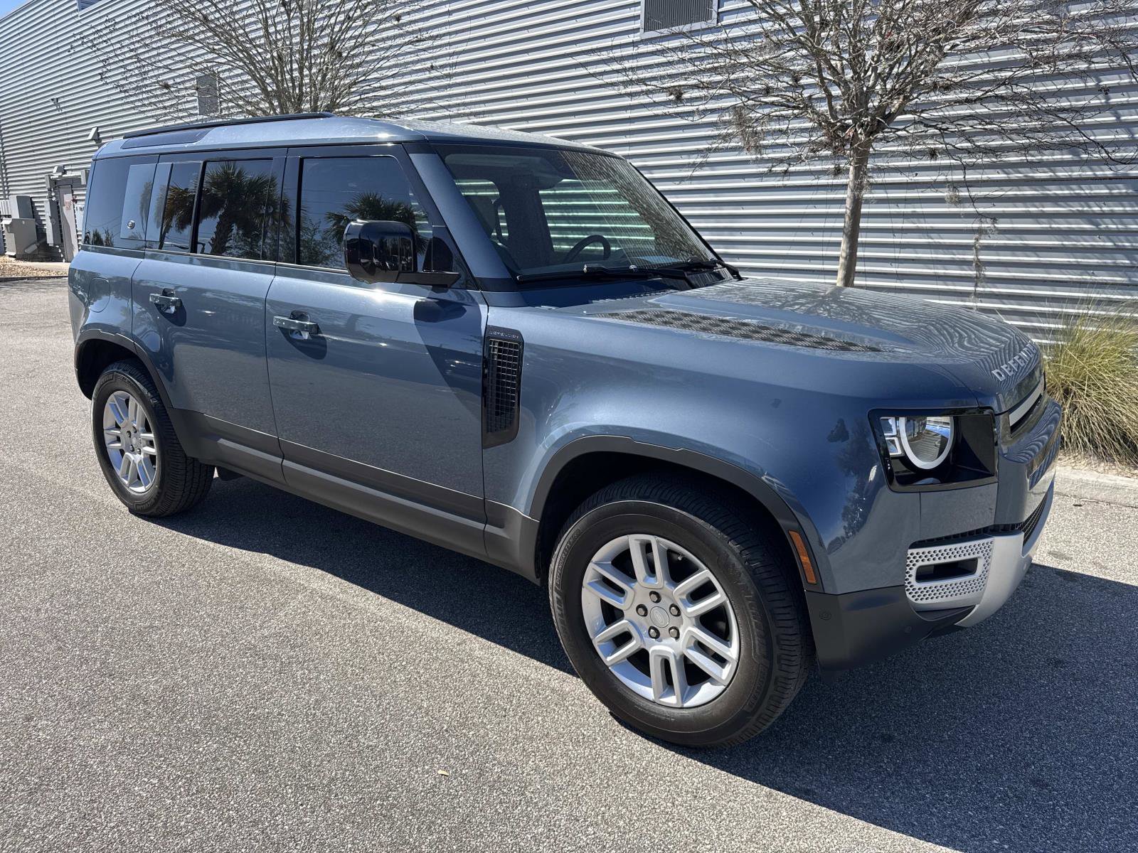 Used 2021 Land Rover Defender 110 S image 4