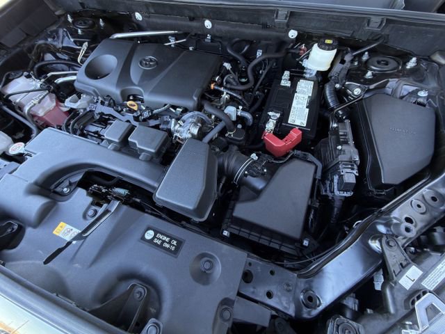 Used 2023 Toyota RAV4 LE image 28