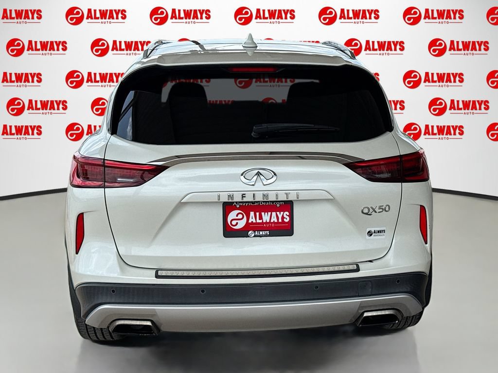 Used 2019 INFINITI QX50 Essential w/ Premium Heat Package FWD image 7